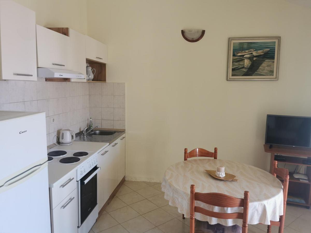 Apartments Dani Bol Dış mekan fotoğraf