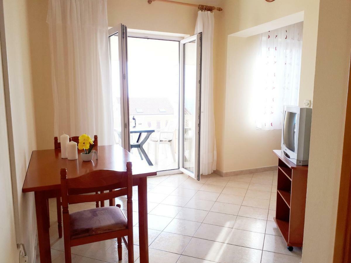 Apartments Dani Bol Dış mekan fotoğraf